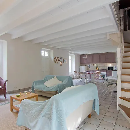 Courdiec By Interhome Tatil Evi