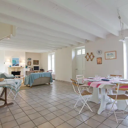 Courdiec By Interhome Carnac